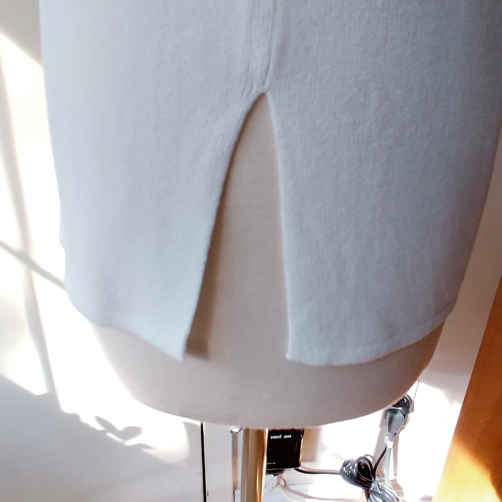 🚫SOLD🚫 ESCADA Italy Sleeveless Top Blouse White Italian size 36 - US: Small, 4 - Picture 5 of 10